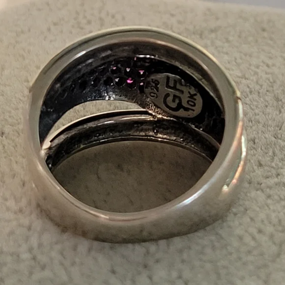 Beautiful sterling silver 925  & 10kt gold ring size 7 - Picture 2 of 3